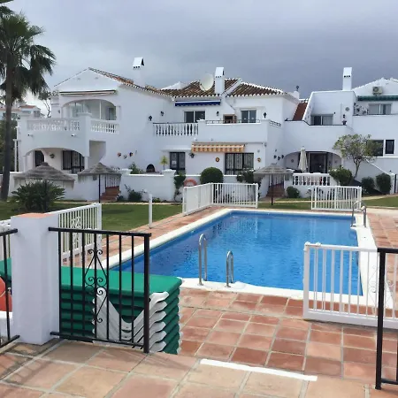 Oasis Del Nora Appartement *