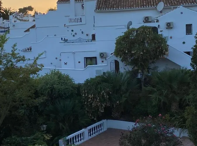 Oasis Del Nora Apartmán *