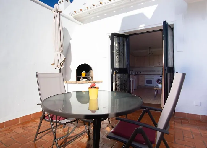 Oasis Del Nora Apartmán *